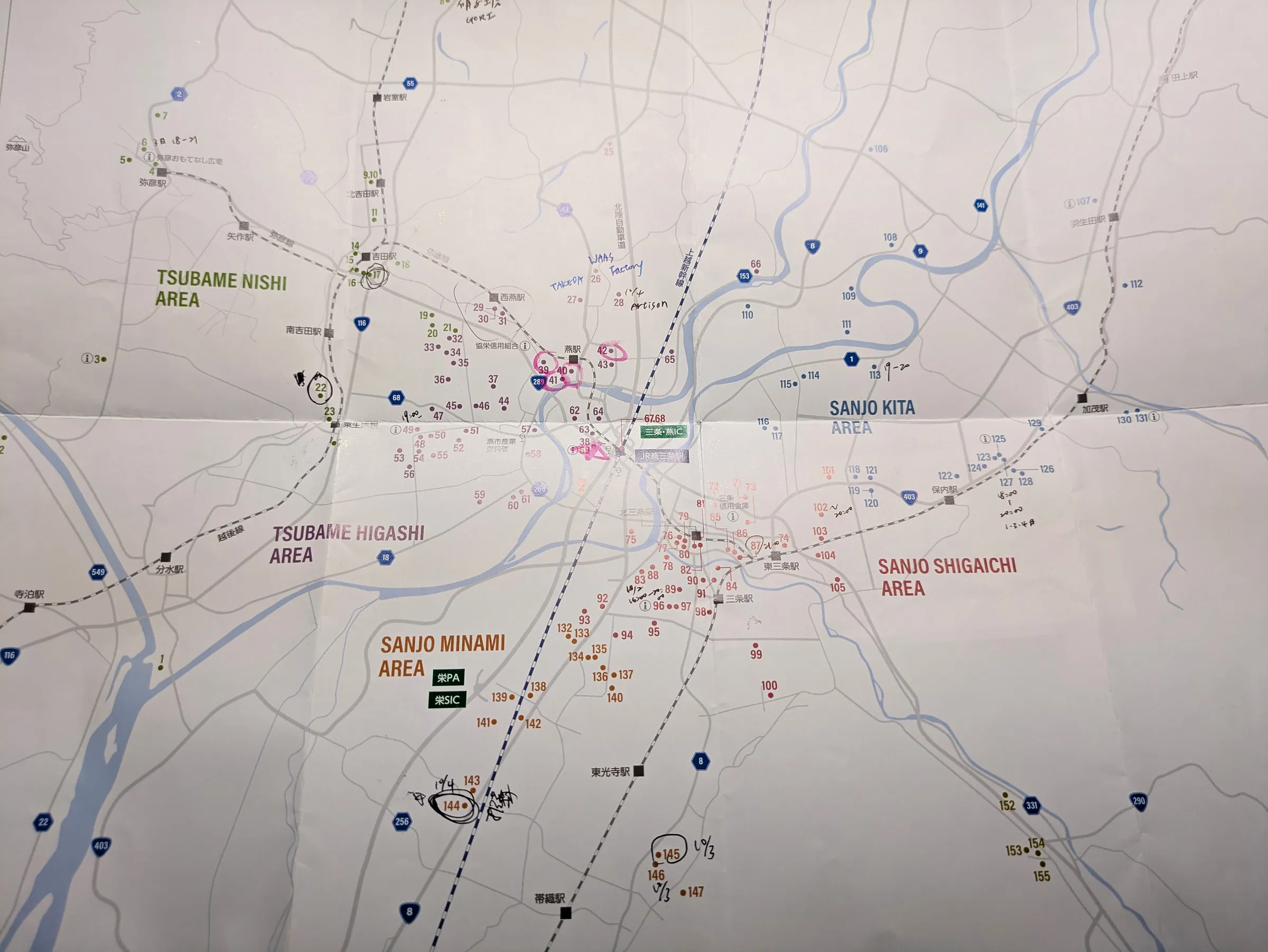 留有我手寫標記的祭典官方區域地圖（燕市西／東、三条北／市街／南、加茂等區）。